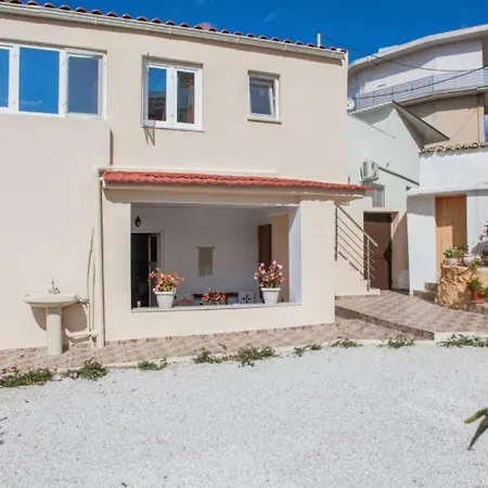 Newly Reconstructed Flat 107sqm! * Chania (Crete)