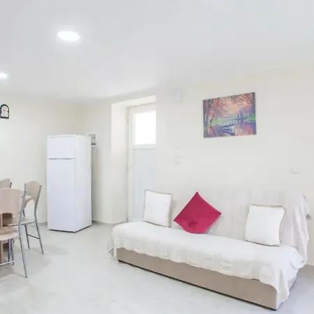 Lägenhet Newly Reconstructed Flat 107sqm! Chania (Crete)
